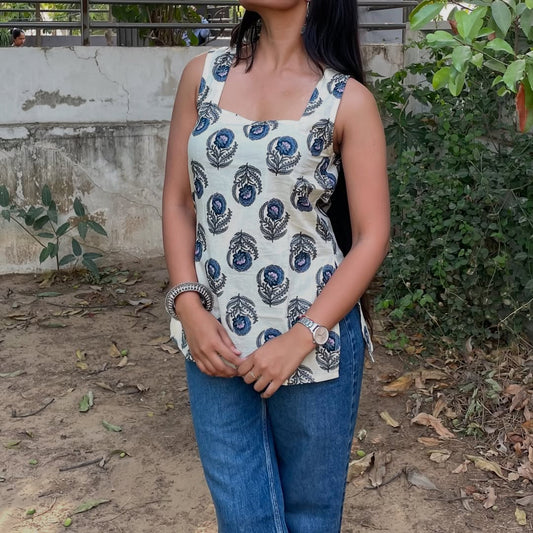 Simple and Elegant Cotton Kurti Look 🌿